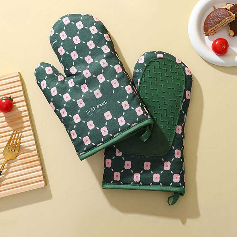 Anti Slip Heat Resistant Oven Mitts