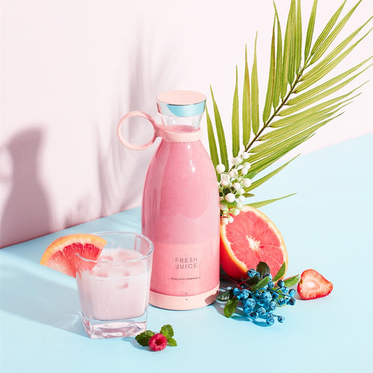 Super Cute And Amazing Portable Fruit Juicer For Any Occasion